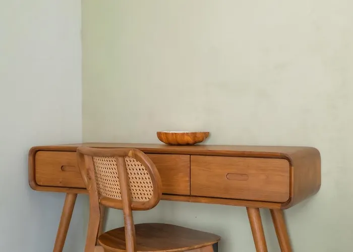 Villa V4- One Bed With Kitchen And Pool - 5 Minutes To The And Restaurant Uluwatu (Bali)