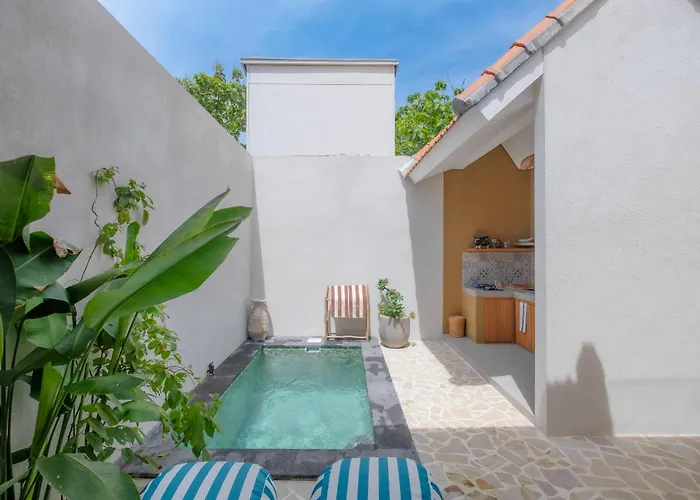 Villa V4- One Bed With Kitchen And Pool - 5 Minutes To The And Restaurant Uluwatu (Bali)
